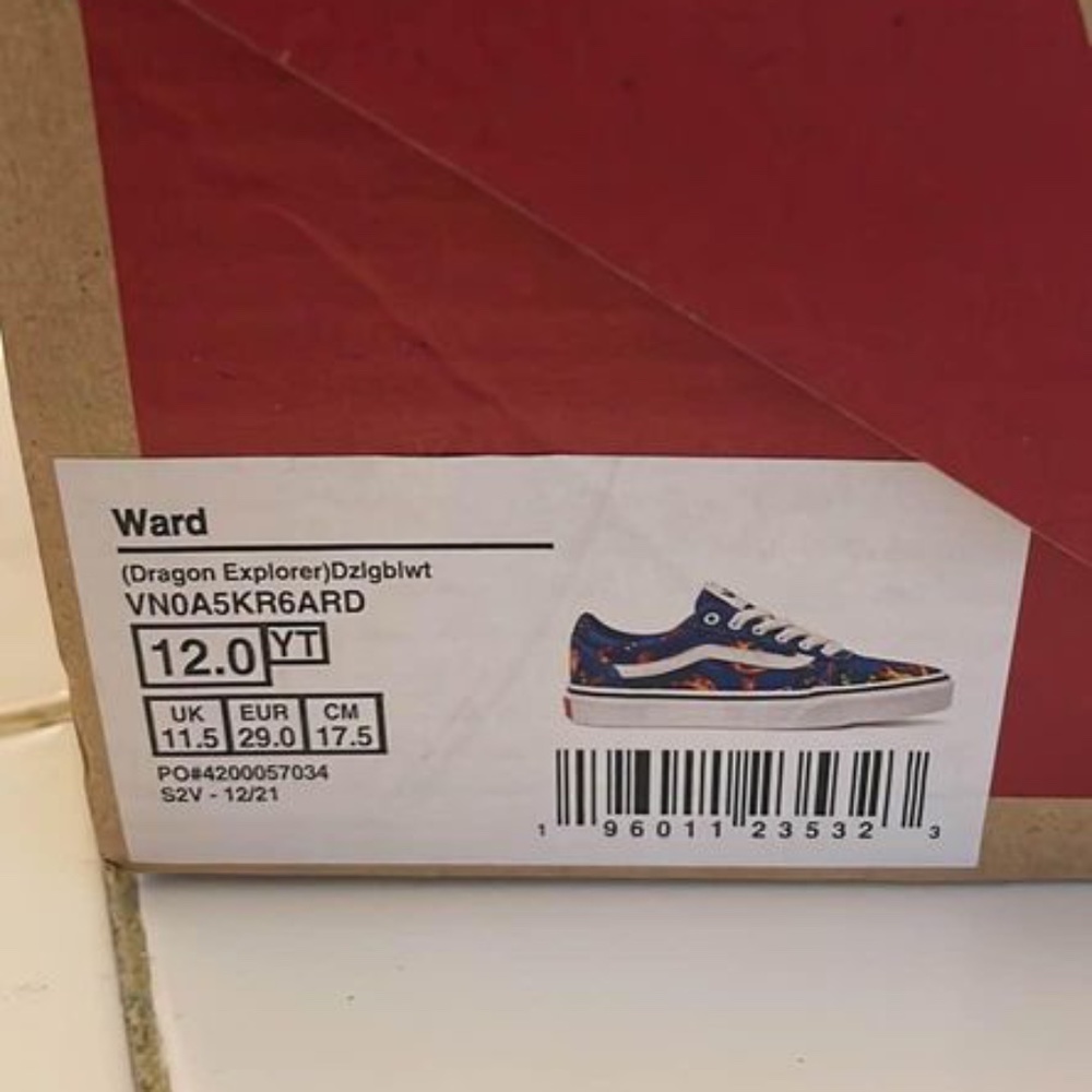 BRAND NEW youth boy gir vans dragon explorer shoes size 12 - Picture 7 of 8